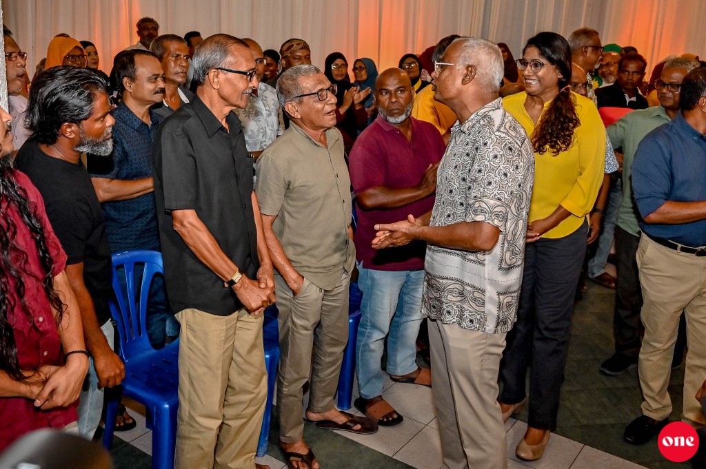 electronic voting akun rayyithunge hiyaalu hoadheyne nizaameh tha'aaraf kuran MDP ge manifesto gai himanaifi
