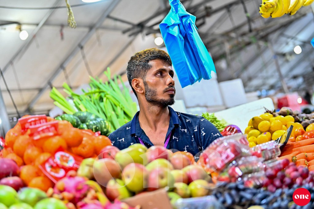 Roadha 11, one roadha baazaaru: aguthah ehvarehgai 