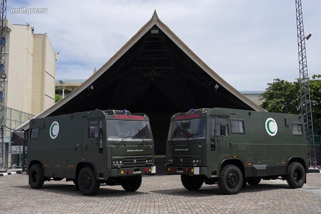India in Raajje ah 2 Ambulance hadhiyaa kohfi