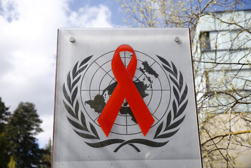 America in ehee kandaalumun dhuniyeygai HIV aai AIDS gai maruvaa meehun ginavaane: UN