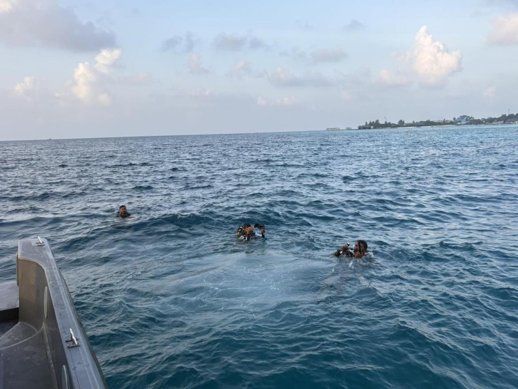 Diving ah dhiya 5 meehaku maruvejje 