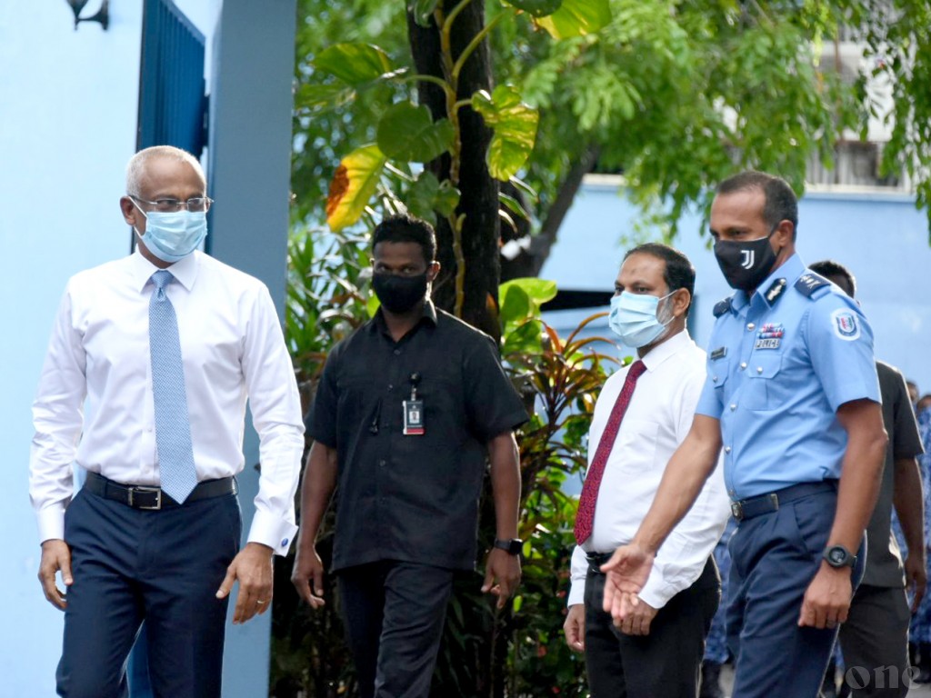 Fuluhunge hidhumathah bodethi badhaluthakeh, gaidheennah eheetherikan
