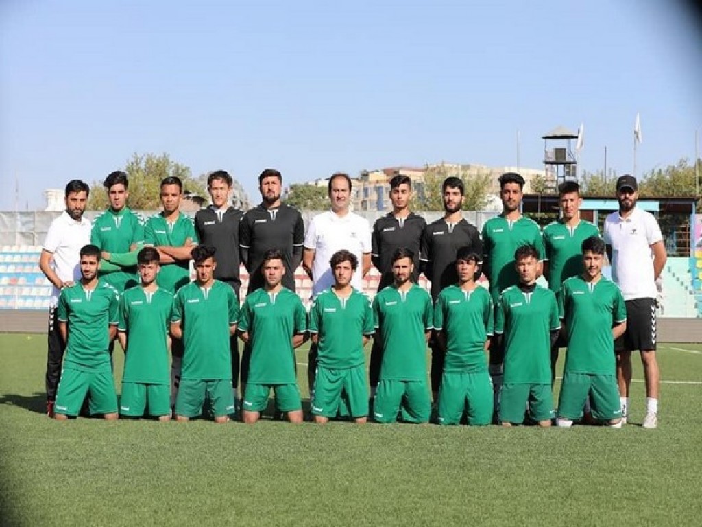Raajje aa eh group gai kulhen oiy Afghan zuvaan team ah Bahrain ah nudhevunu!