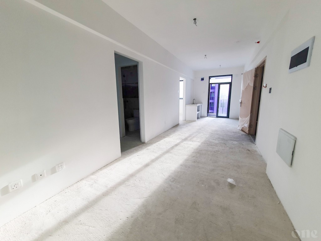 Hiyaa flat thakuge finishing massaikai ninman kuli nuhingaa gothah 3 mas libeyne: Aslam