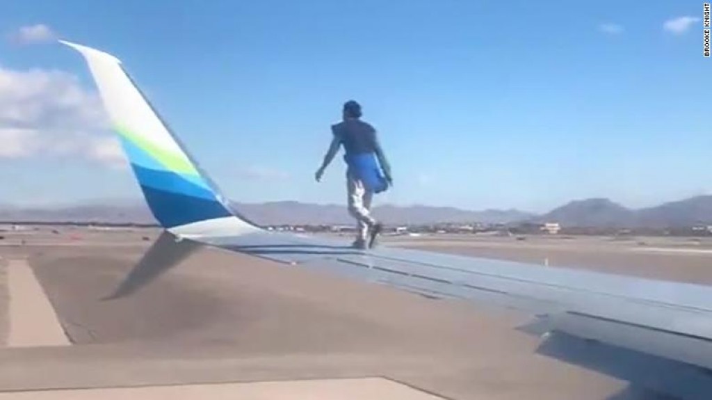 Furan thayyaiiruvefai oiy flight ehgge fiyagandah meehaku araifi