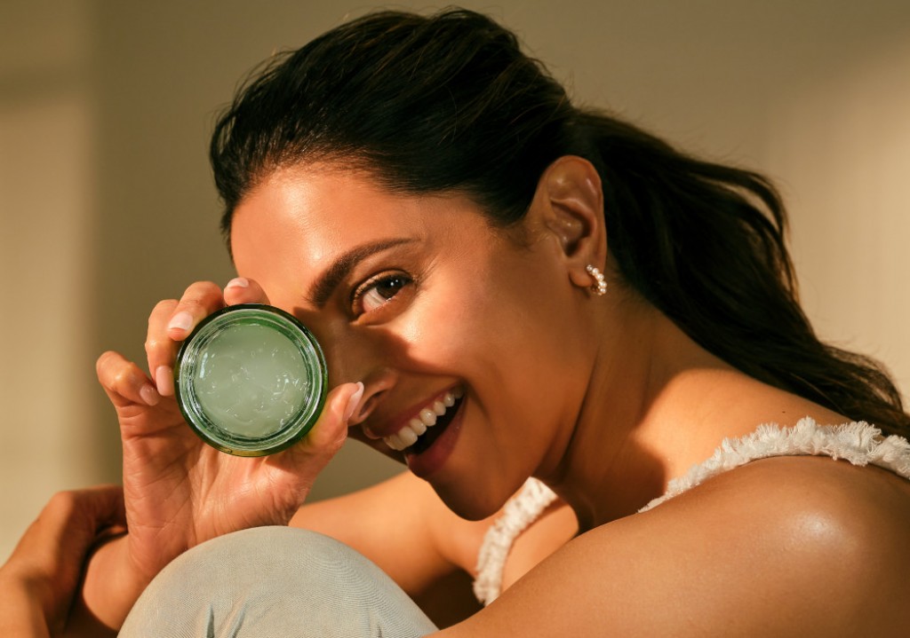 Deepika ge skin care products thakah amaazuvamundhaa faadukiyun thakah eyna rahdhu dheefi