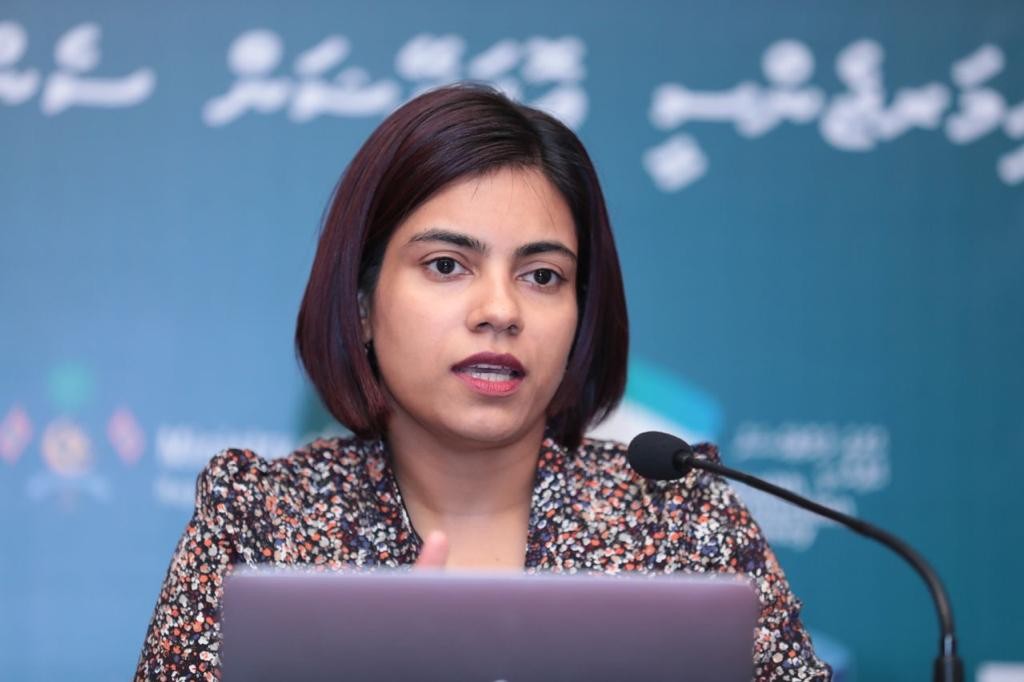 Amihlla farudhunge 51 viyafaarieh baathil koffi