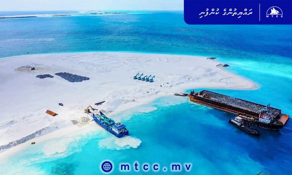 Ihavandhoo gondudhoh himaayaiy kuran beynunvaa bodu hila gengosfi