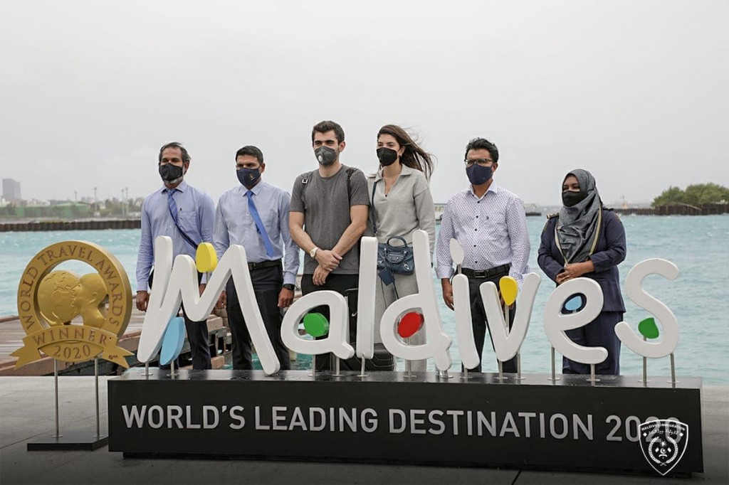 Maldives gives a warm welcome to 100,000th visitor during the month of March
