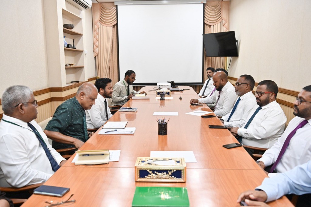 Inthigaalee Raees ge office ufahdhavaifi