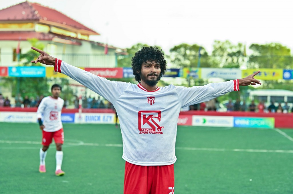 DH. Atoll final ah Maaenboodhoo aai Kudahuvadhoo, TH. Atoll aai L. Atoll ge semi thah yageen vejje