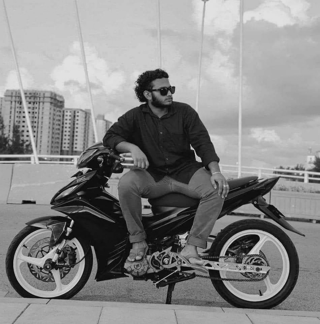 Budha dhuvahuge rey Male' gai hingi accident gai aniyaavi zuvaanaa maruvejje
