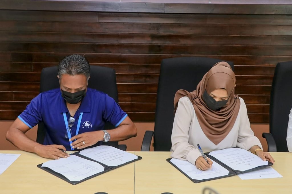 Alifushi Airport hedhun MTCC aa havaalu koffi