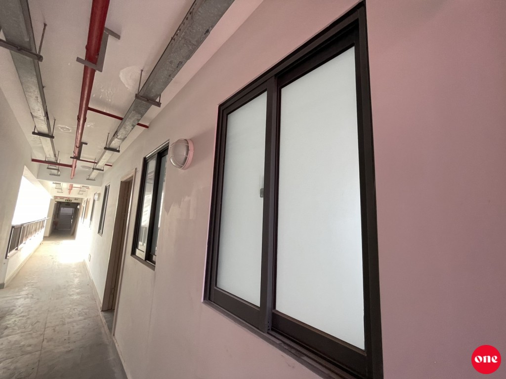 Hiyaa flat thakuge kuda dhoru thakun fen vanna massala hallu kuran fashaifi