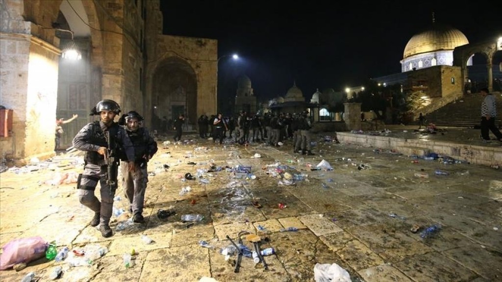 Aqsa miskithah vadhe Isreal in dhin hamalaathah Raajje in kuhveri kohfi