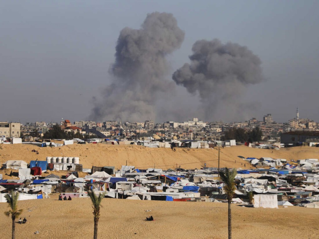 Israel ah fonuvan ulhunu bomb ge shipment eh America in hifahattaifi