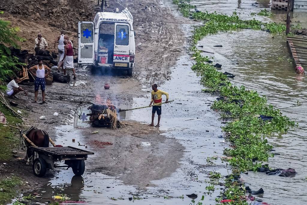 15 dead in northern India after monsoon floods