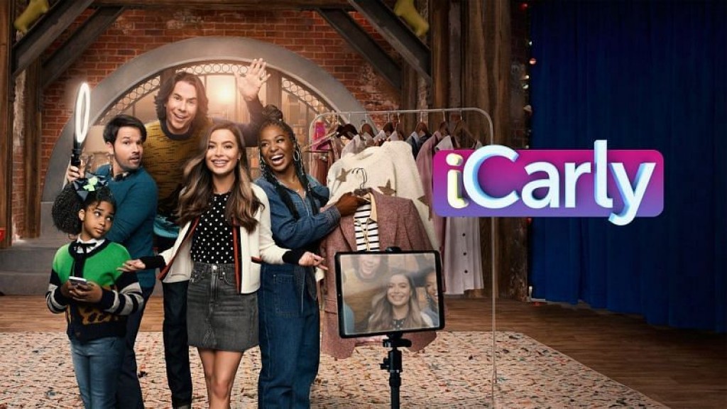 'iCarly' reboot debuts first three episodes