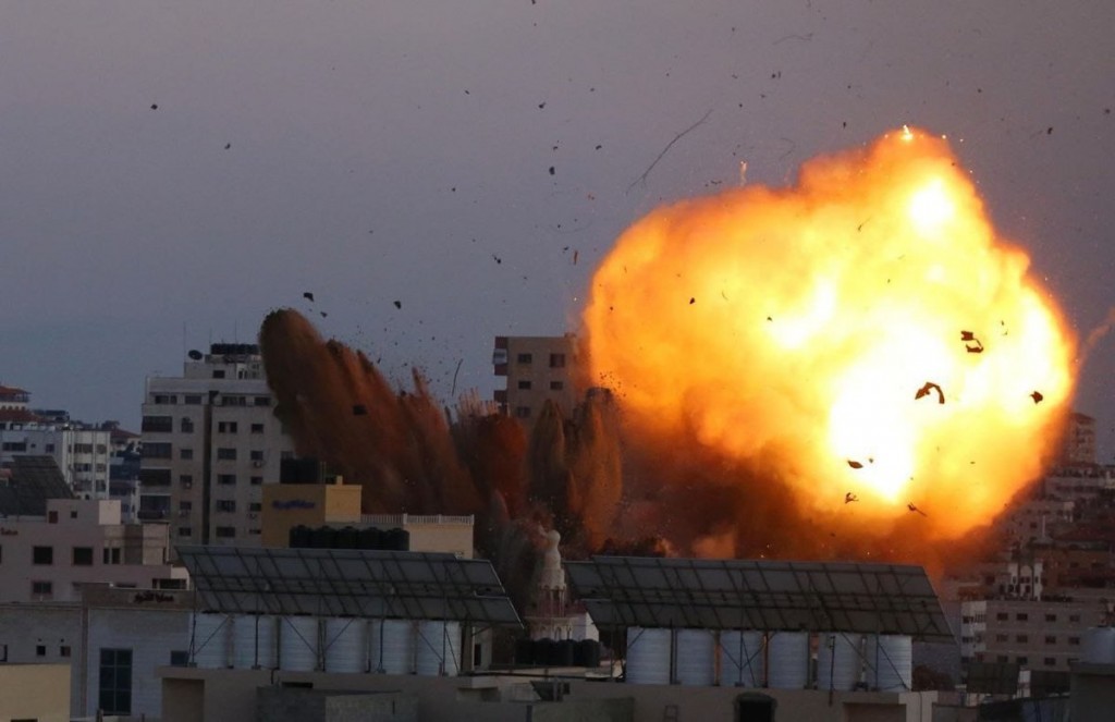 Israel in Gaza ah dhemungendhaa hamalaathah huttaalumah Save the Children Jamiyyaa in govaalaifi