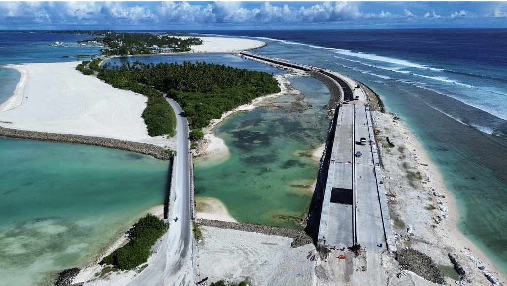 Addu gai hin'gi accident ehgai aniyaavi zuvaanaku ithuru faruvaa ah Male' gennanee