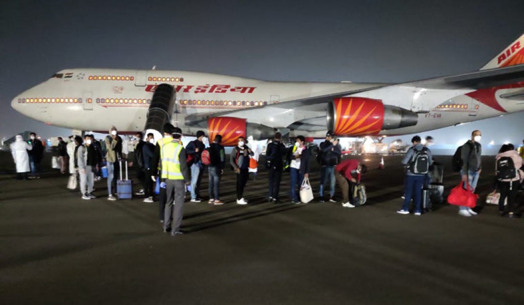 India in Wuhan ah dhiya flight akun dhathurukuri 19 meehaku Covid ah Positive vehjje