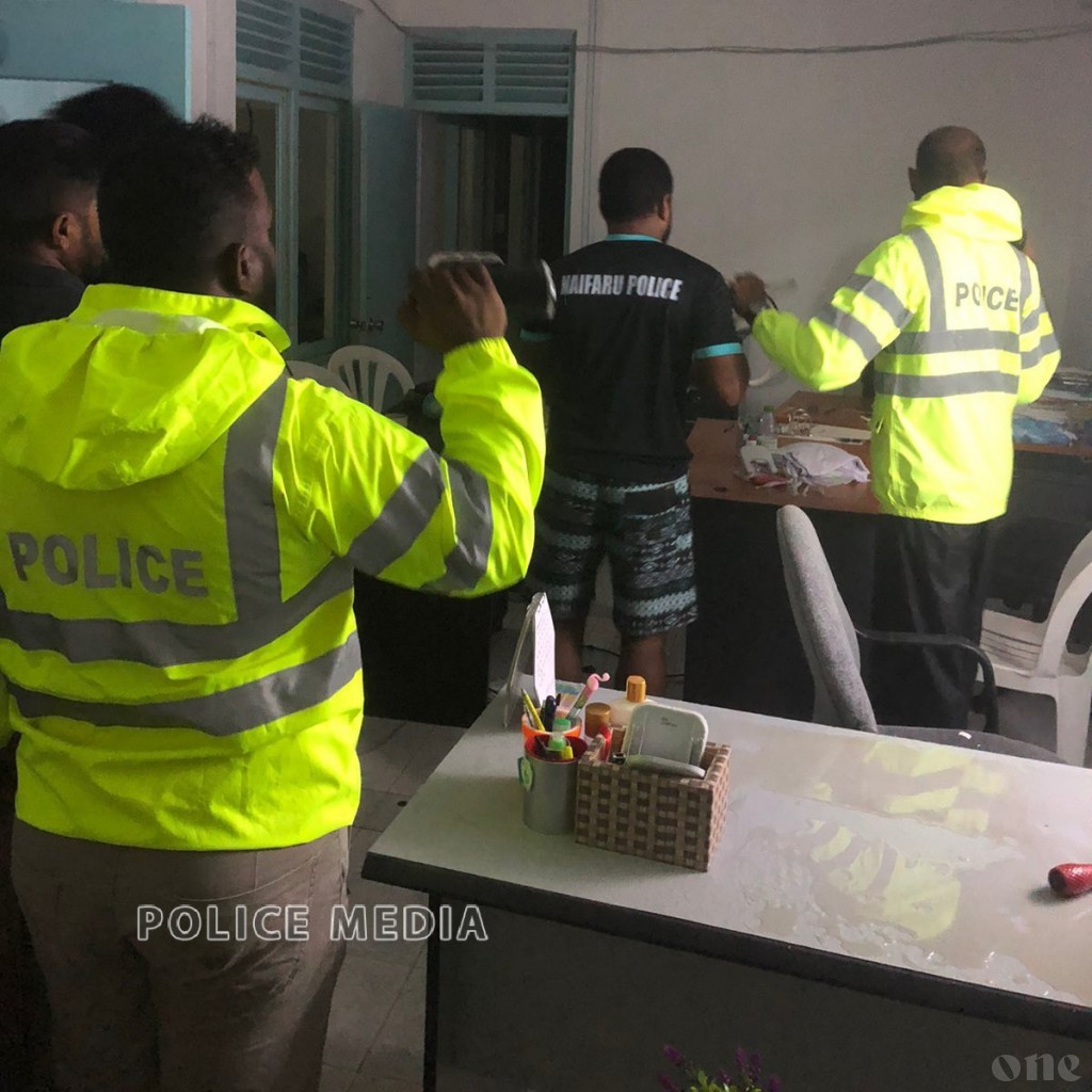 Three houses searched in Naifaru in connection with terrorism