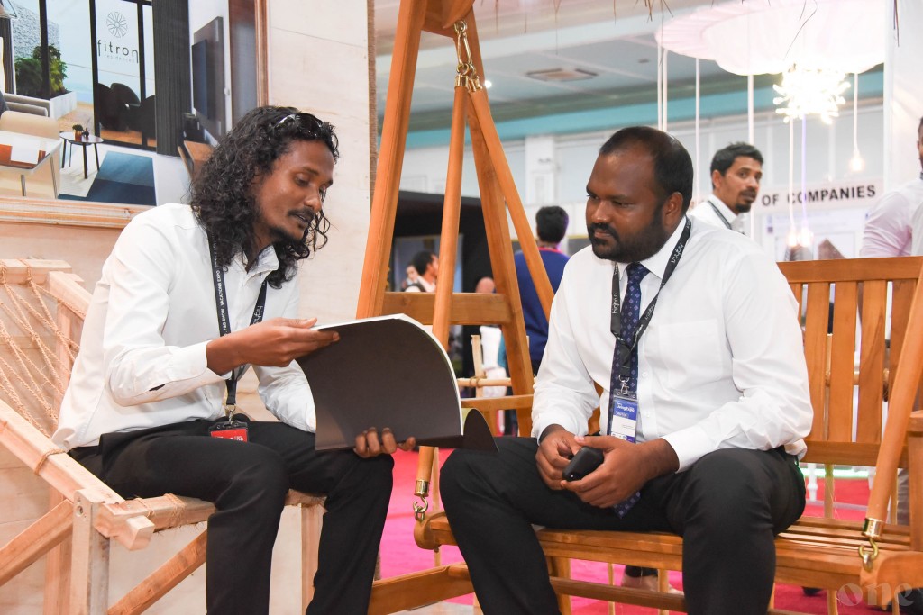 Tourism Minister in Huvadhoo atoll to expand tourism sector