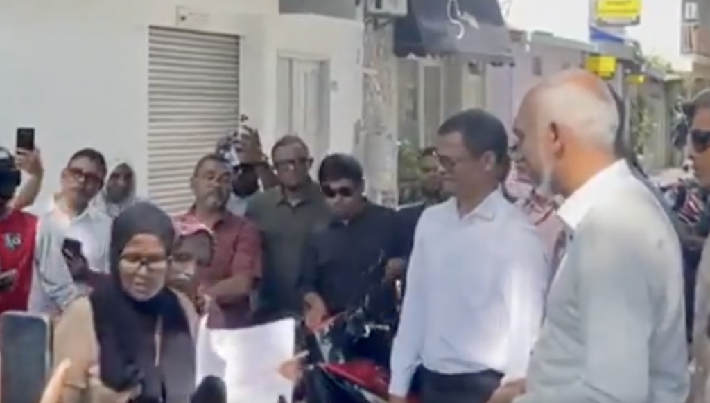 VB Hassan ge supporters ge thuhumathu thakah Raees ge rahdhu: 