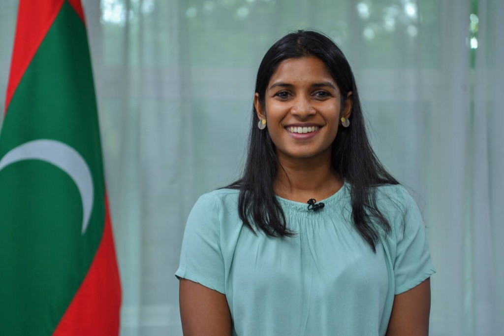 Veshi himaayaiy kuran gulhigen massakaiy kohffinama jeeluthakah eyge manfaa kuraane: Sabraa