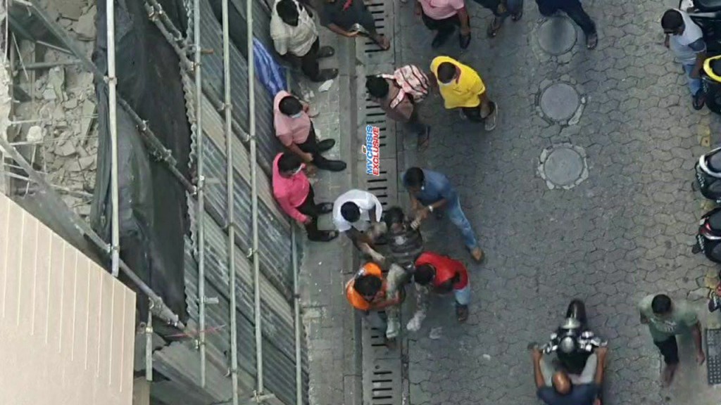Expat falls off construction building in Male’