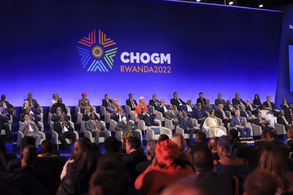 Commonwealth gaumu thakuge isveringe retreat gai Raees baiverive vadaigenfi