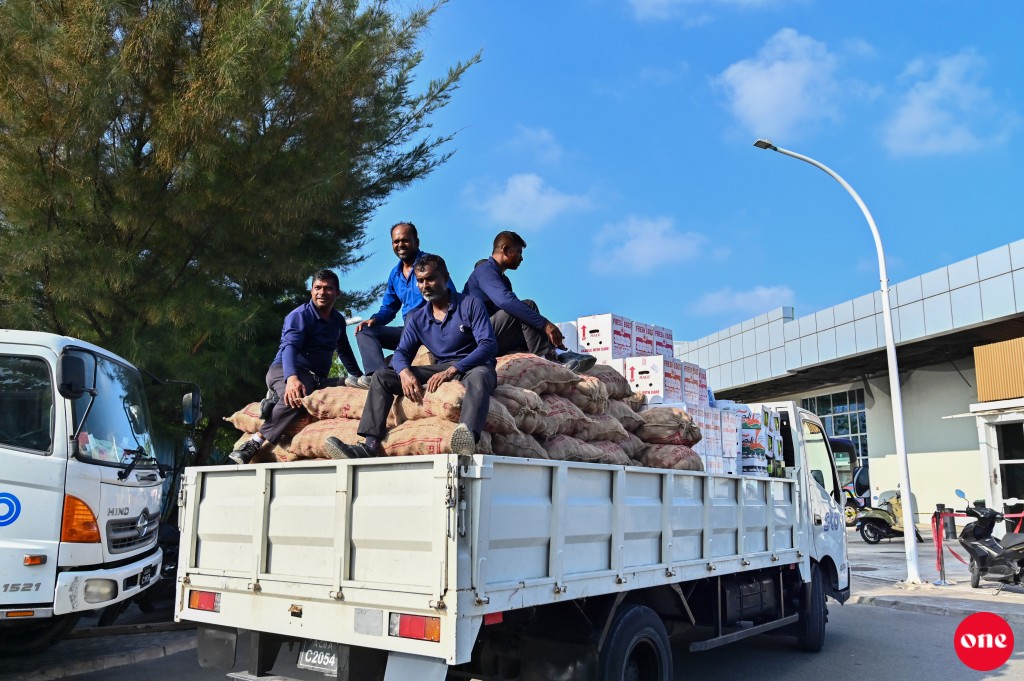 Garage huri nama hulhumale' ah 2 ton ah vure bodethi ulhandhu registry kohdhenee 
