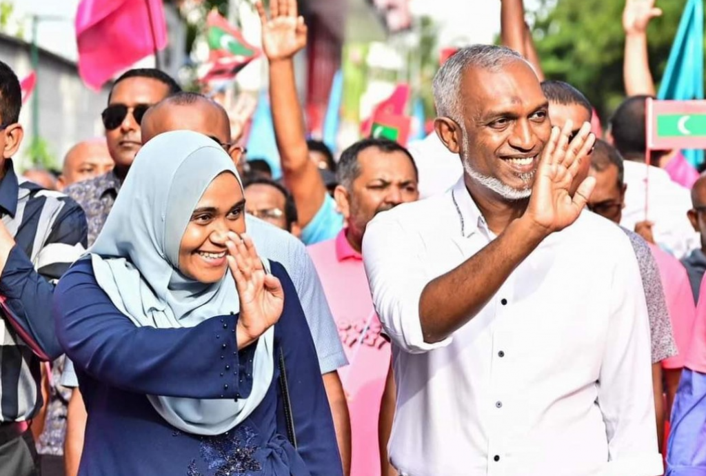Muizzu huvaa kurehvumuge rasmiyaathu: 1,000 jaaga aanmunah hulhuvaalanee