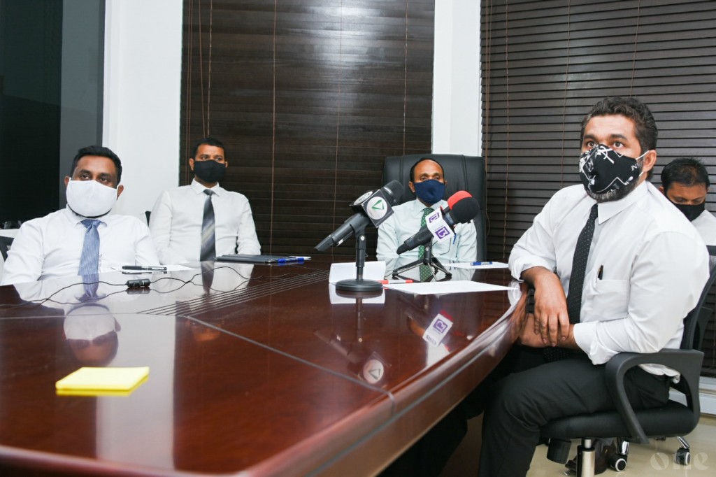 Correction in hadhanee dhogu, Raees Yameen aa bahdhalu kuran edhumun bunee gaathun badhalu nukureveyne kamah: Vakeelun