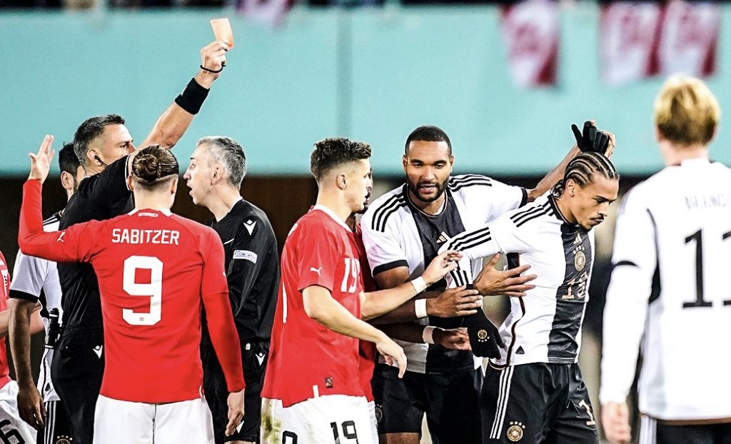 Nagelsmann ge undhaguu feshun kuriyah, raiyy card aaeku Austria kairin balivejje