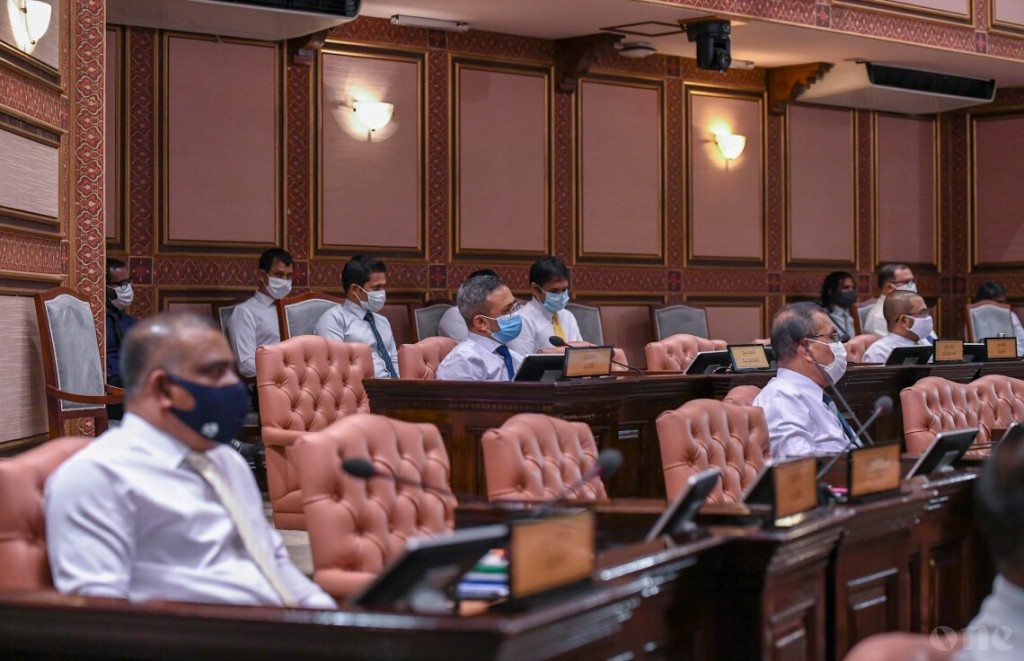 NIC ah kurimathilehvvi 17 beyfulhunge nan dhiraasaa kurumah committee ah fonuvaifi