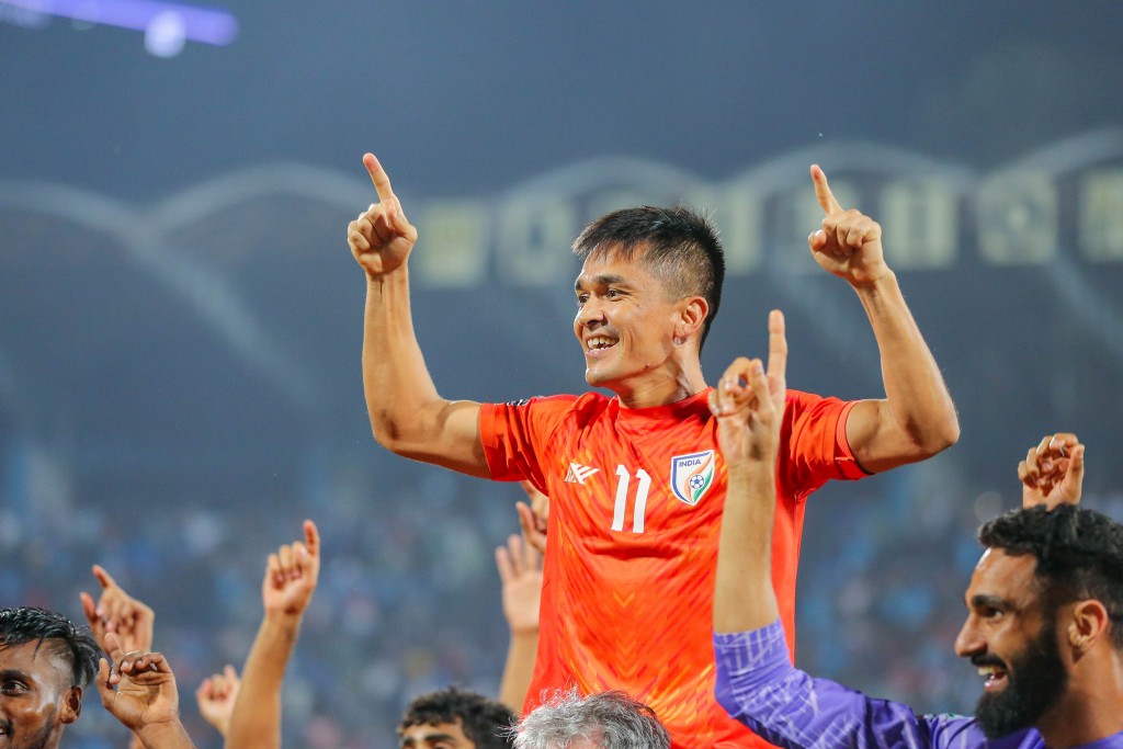 Chhetri umurun 40 viyas, form rangalhiyyaa massalaeh neh: India coach