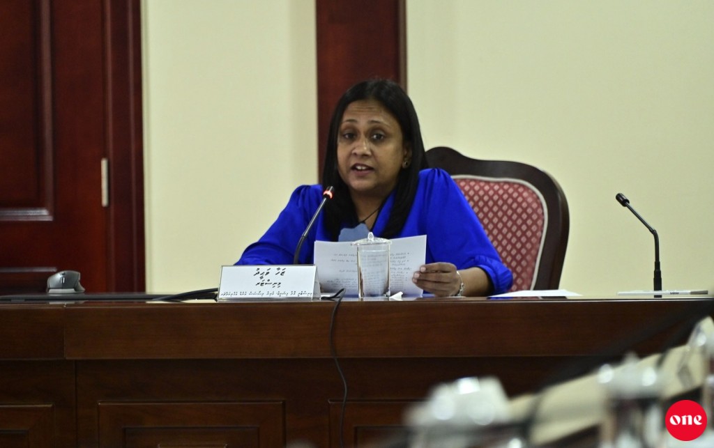 Raajjeygai leynu masverikamah hulhuvaalanee