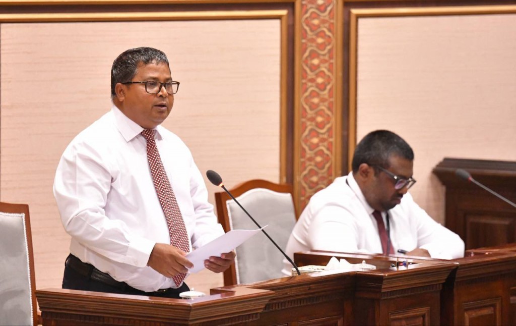 Dhoanifaharugai finukuraa nizaamu gaaim kurumah beynunvaa faisaa vanee libifai: Minister Hussain
