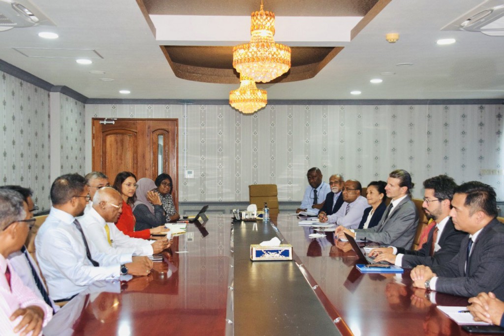 Cancer fadha balithah control kurumaa gulhey fannee lafaa dhinumah WHO ge team eh raajjeygai