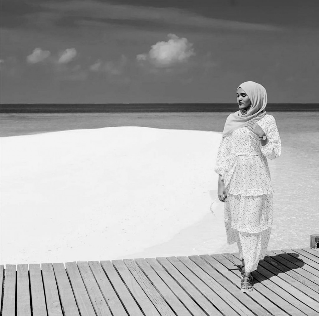 Salmaage kulli maru: Vakive dhiyaee alathu kaiveneege alathu dharifulhu uraalaane naseebuves nulibi