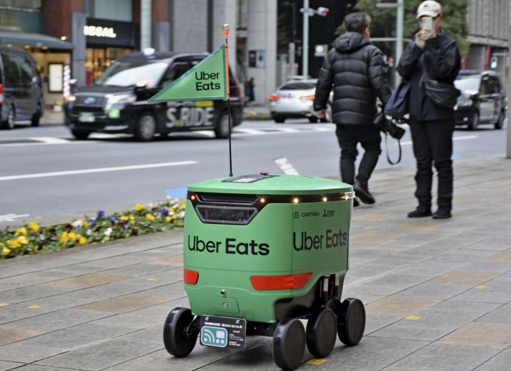 Japan gai robot beynunkohgen kaaechchehi delivery fashaifi