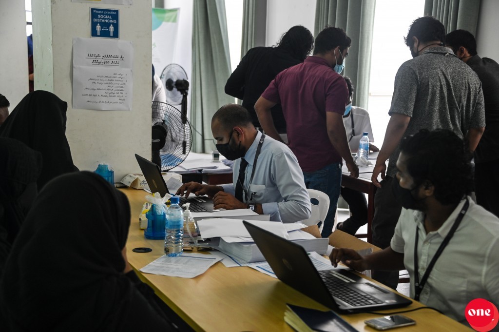 HDC employee tests positive, Flat signings suspended