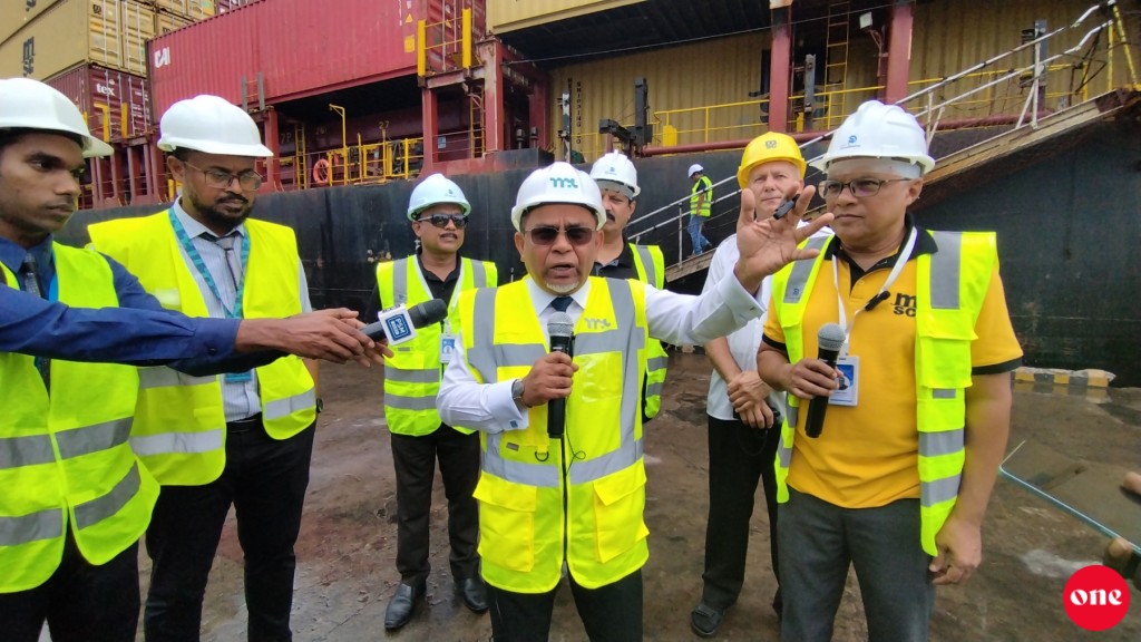 MSC ge dhathuru thakaa eku Raajje ah mahaku 6,000 container geneveyne: Wajeeh