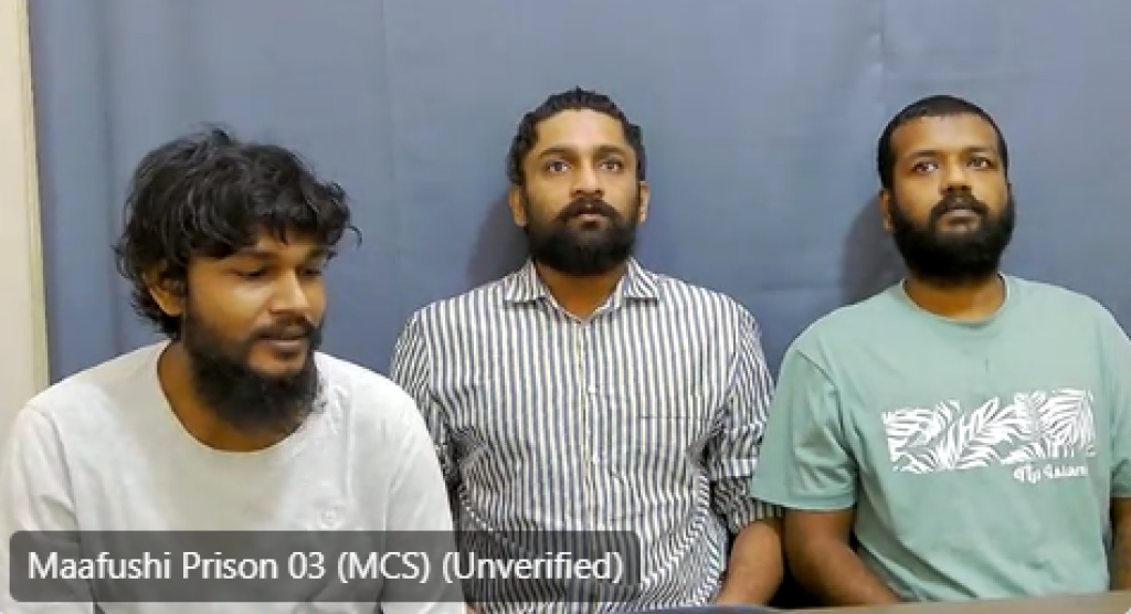Race car accident: Car dhuvvi Ikram dhauvaa thakah iuthiraafu vejje