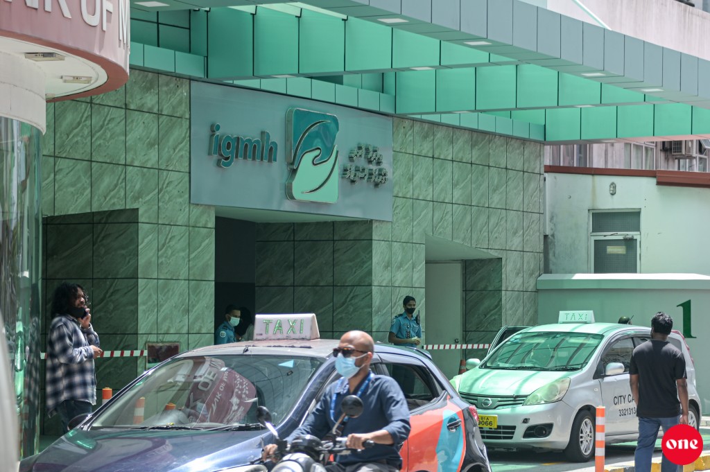 Arairumehge therein anbi meehaaa firimeehaage bandah valhi haraifi