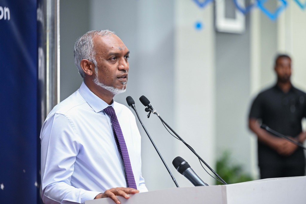 Raees ge ilthimaas eh A level dharivarunnah: ''give up nukuraathi, thi'ee hayaathuge enme muhinmu maruhalaa''