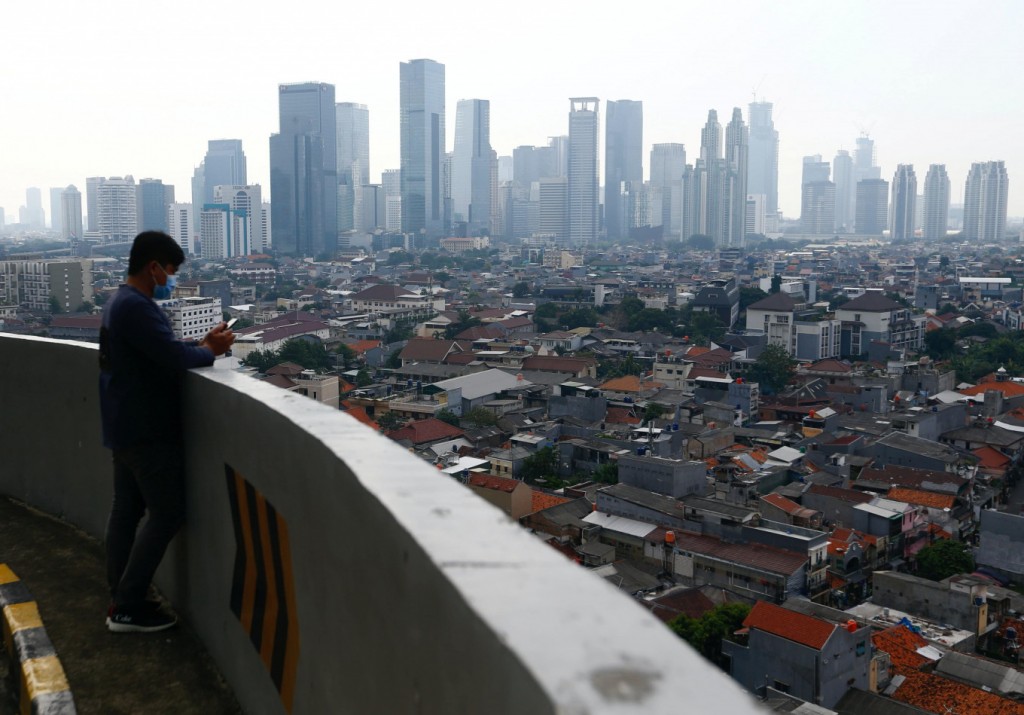 Jakarta adi ah dhaathee, Indonesia ge aa verirashuge gothugai Kalimantan hamajahsan faaskoffi