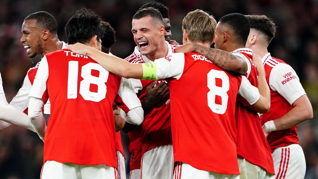 100 percent record dhamahattai, Arsenal gadha 16 aa dhimaalah