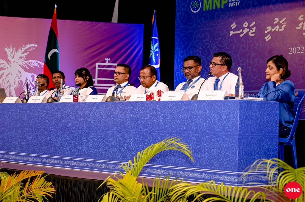 Maigandu 9 dhaairaaakun 58 kameh himanaigen MNP ge aammu siyaasathu faaskoffi